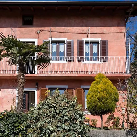 Cascina Dei Ciliegi アパート アローナ